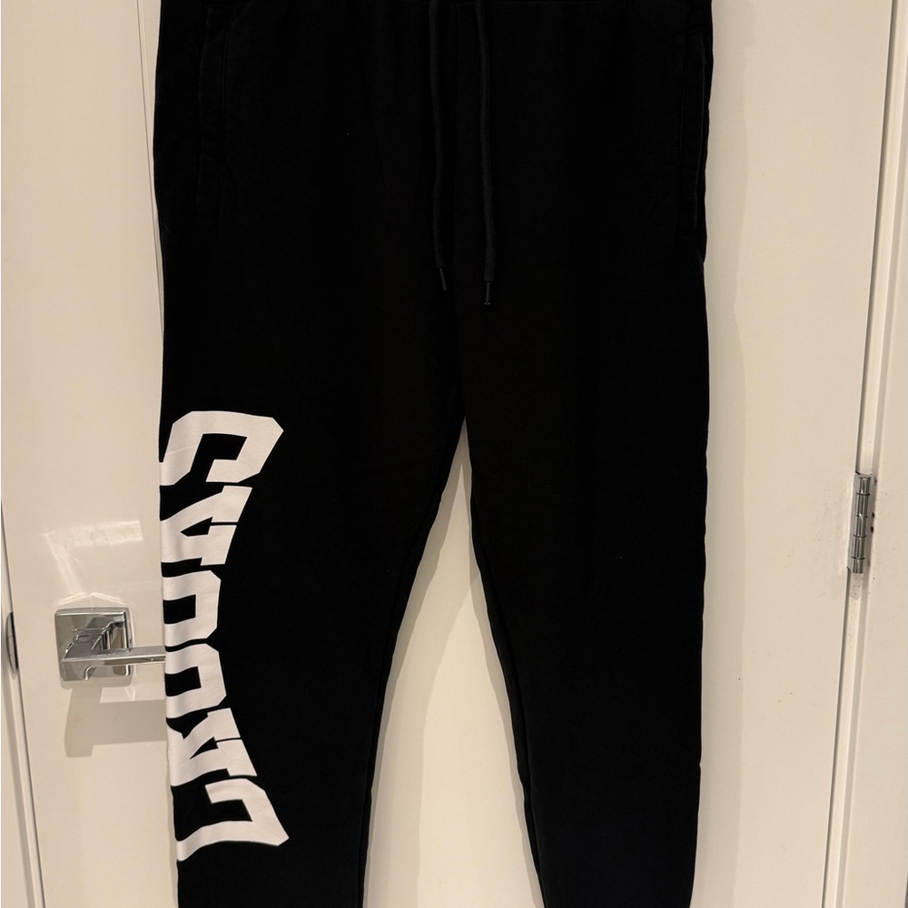 Men’s Crooks & Castles Black Sweatpants – Size Large $20
